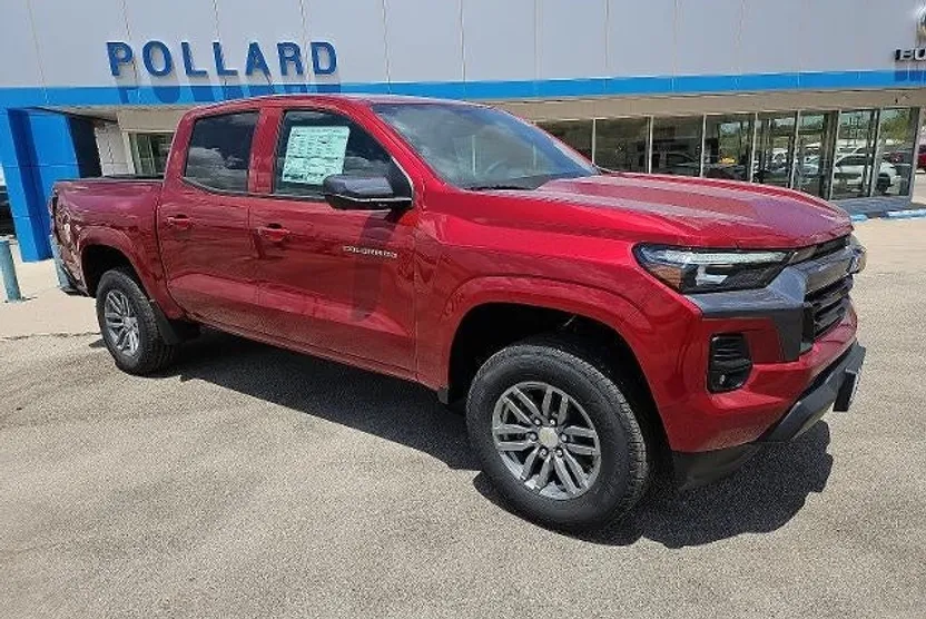 2026 Chevrolet Colorado LT photo 1