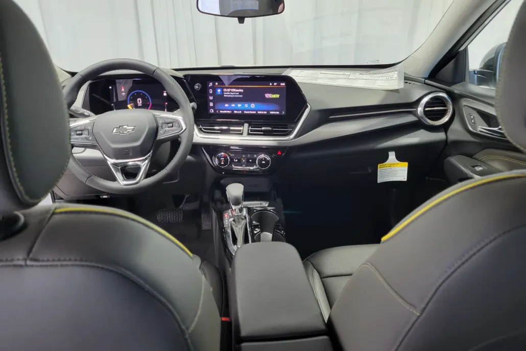 2025 Chevrolet Trax ACTIV photo 1