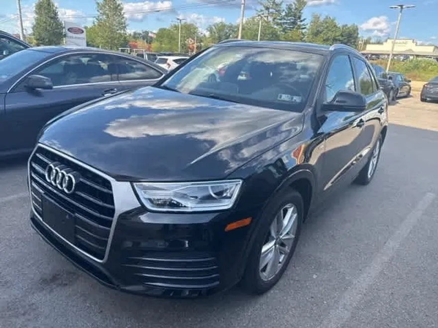 2018 Audi Q3 Premium photo 1