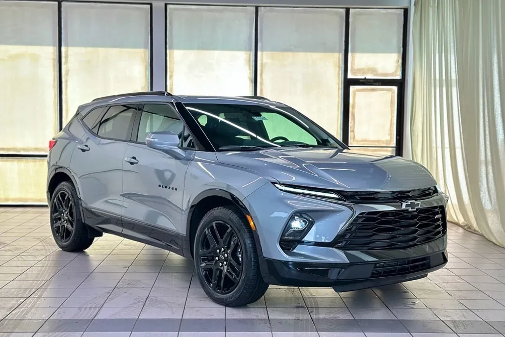 2025 Chevrolet Blazer RS photo 1
