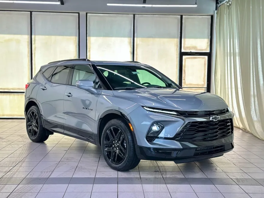 2025 Chevrolet Blazer RS photo 1