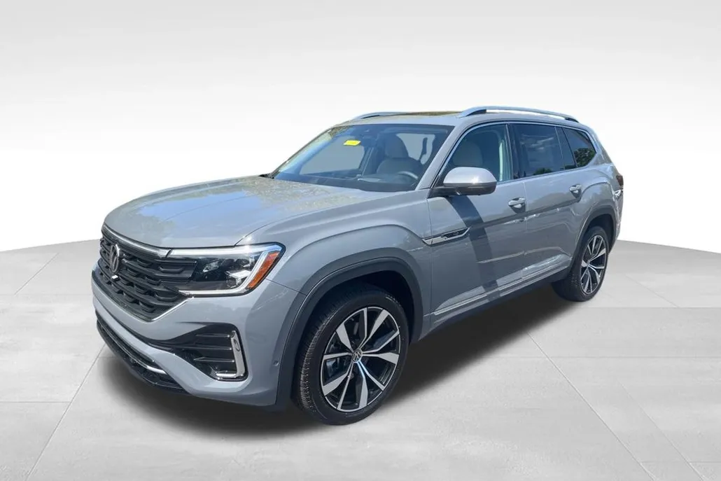 2026 Volkswagen Atlas SEL Premium R-Line photo 1