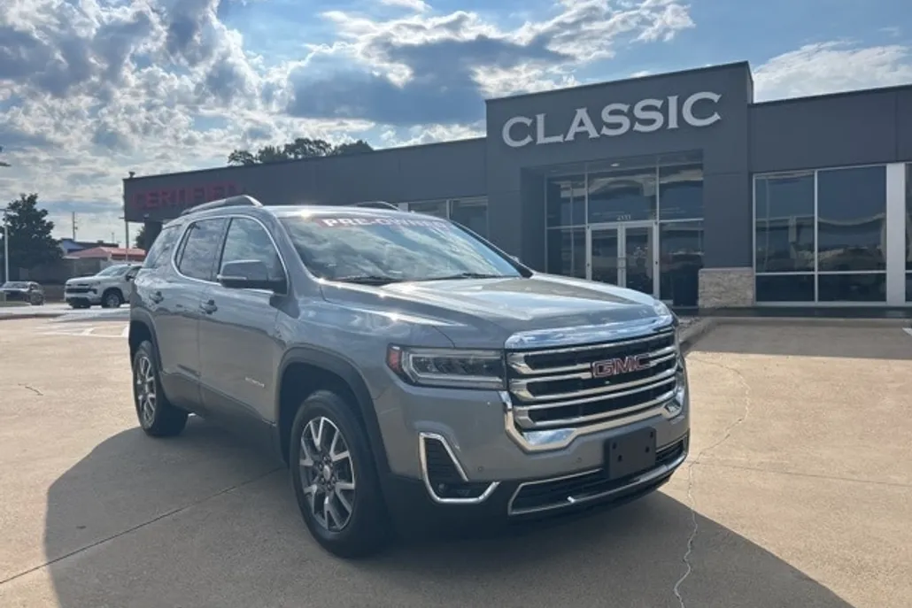 2023 Gmc Acadia SLT photo 1