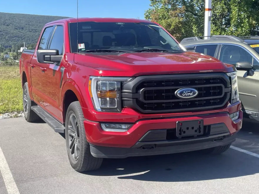 2022 Ford F-150 XLT photo 1