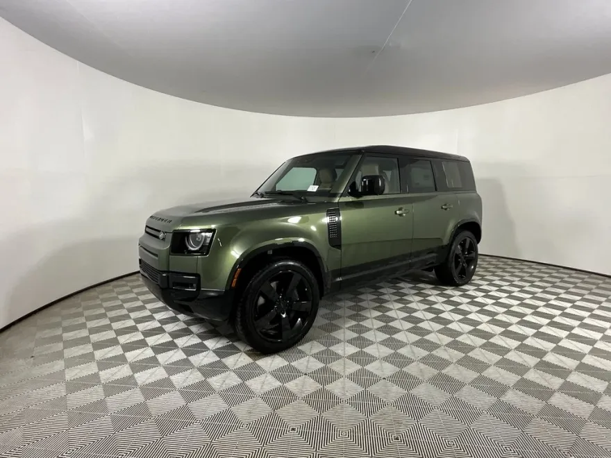 2026 Land Rover Defender 110 X photo 1