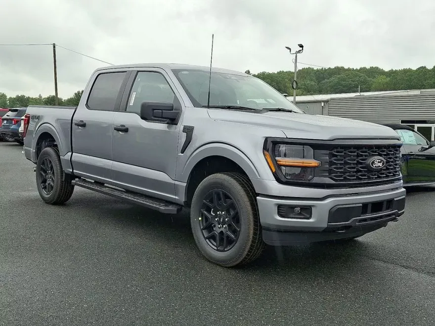 2025 Ford F-150 STX photo 1