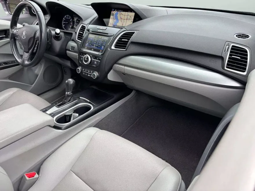 2017 Acura RDX Advance photo 1