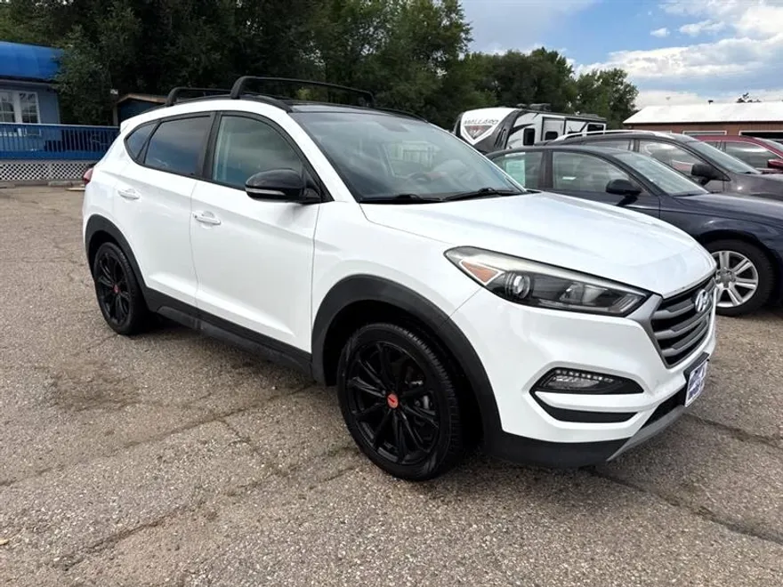 2017 Hyundai Tucson Limited photo 1