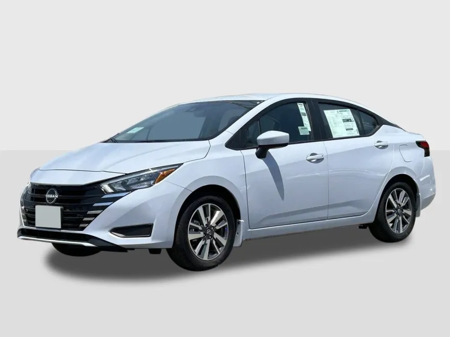 2025 Nissan Versa 1.6 SV photo 1