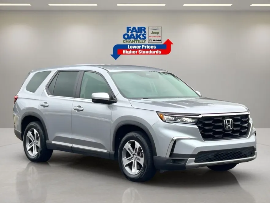 2023 Honda Pilot EX-L photo 1