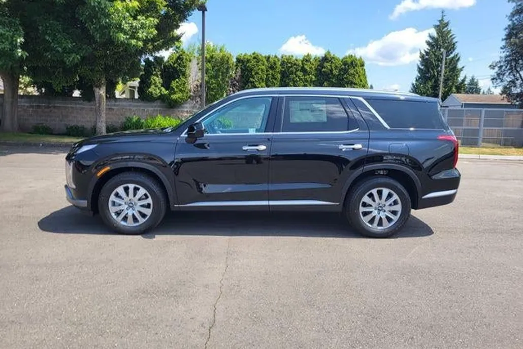 2025 Hyundai Palisade SEL photo 1