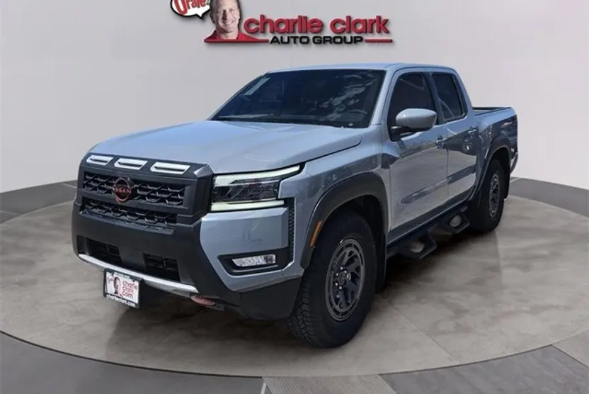 2025 Nissan Frontier PRO-X photo 1