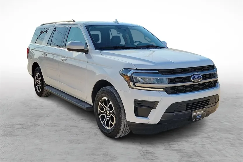 2024 Ford Expedition MAX XLT photo 1