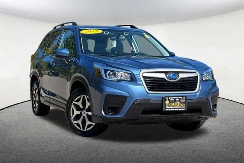 2019 Subaru Forester Premium photo 1