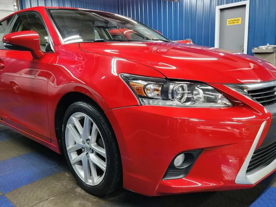 2014 Lexus CT 200h photo 1