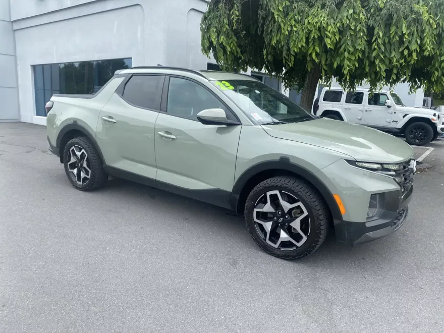2023 Hyundai Santa Cruz Limited photo 1