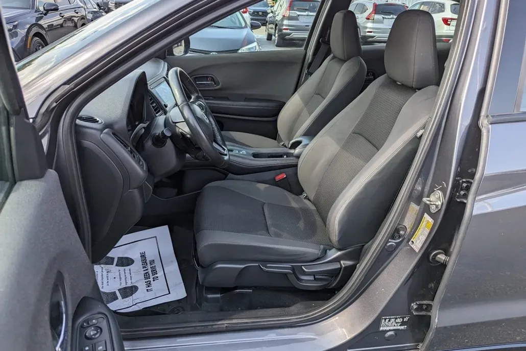 2019 Honda HR-V Sport photo 1