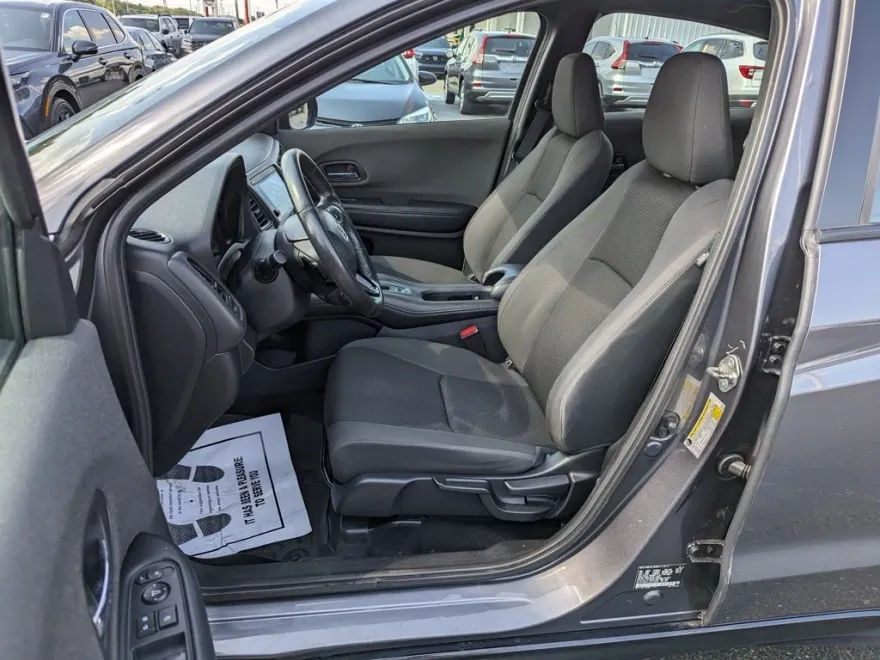 2019 Honda HR-V Sport photo 1