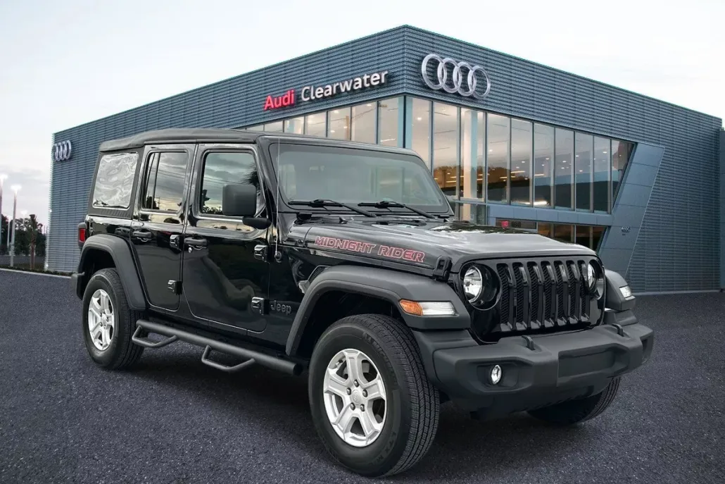 2023 Jeep Wrangler Sport S photo 1