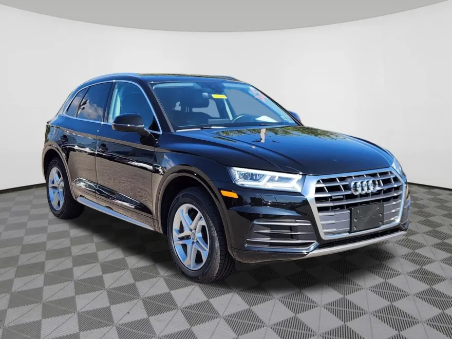 2018 Audi Q5 2.0T Premium Plus photo 1