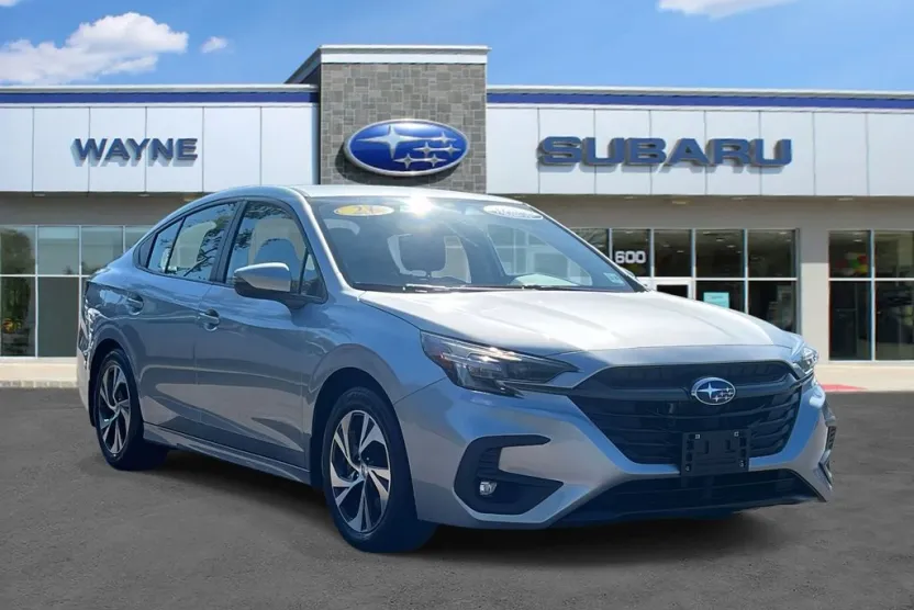2023 Subaru Legacy Premium photo 1