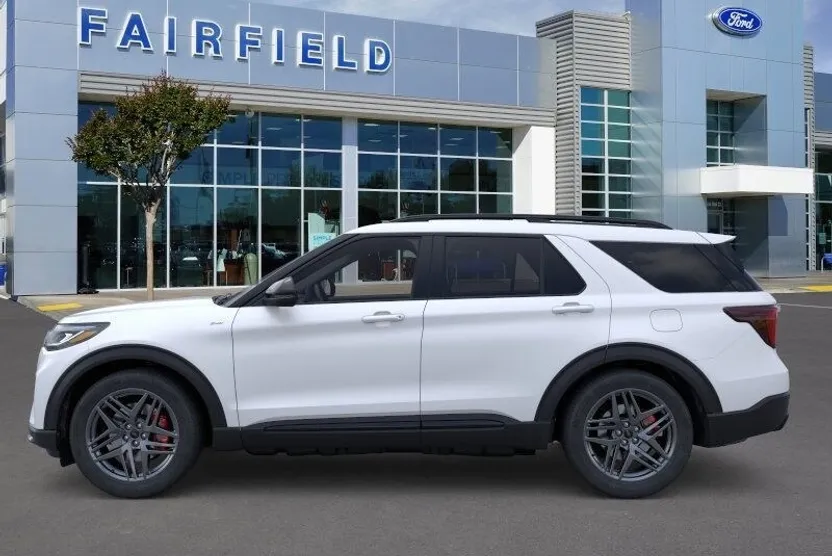 2025 Ford Explorer ST-Line photo 1