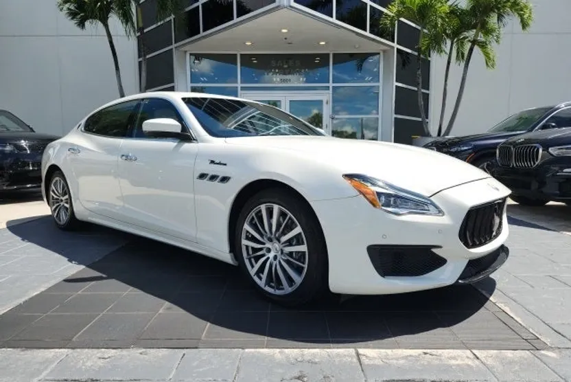 2022 Maserati Quattroporte Modena photo 1