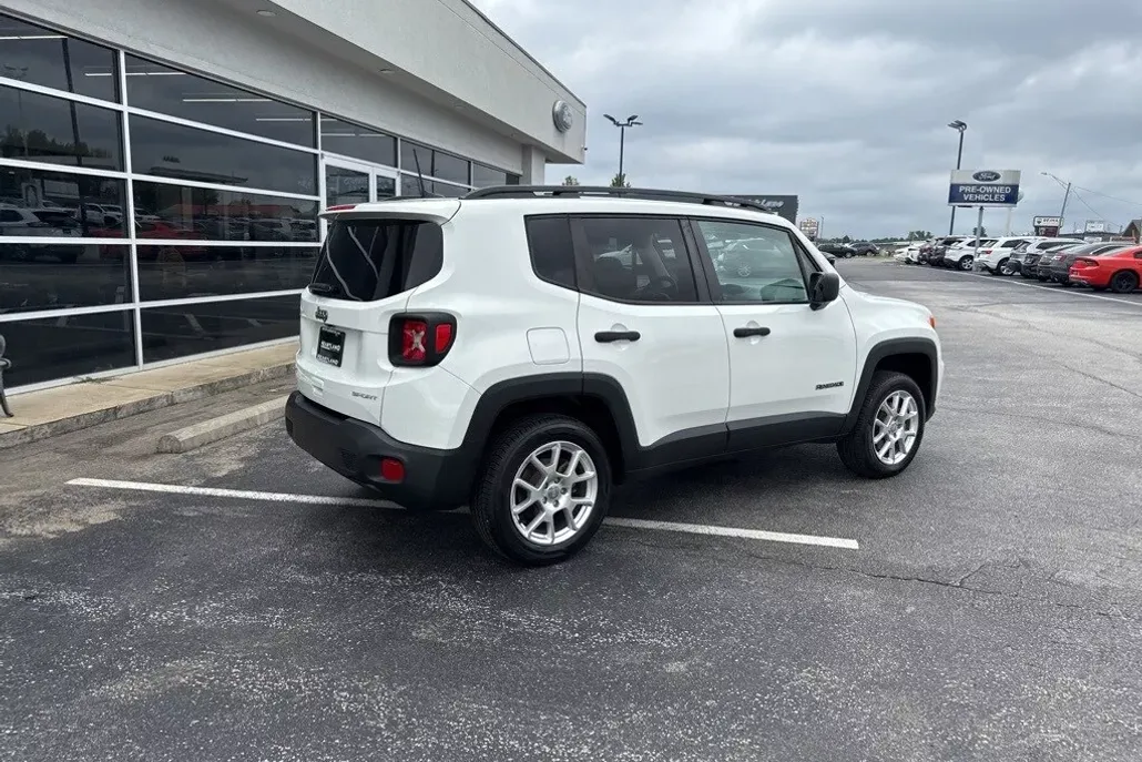 2020 Jeep Renegade Sport photo 1