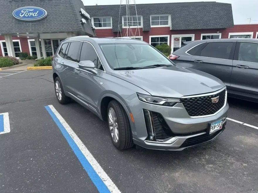 2023 Cadillac XT6 Premium Luxury photo 1