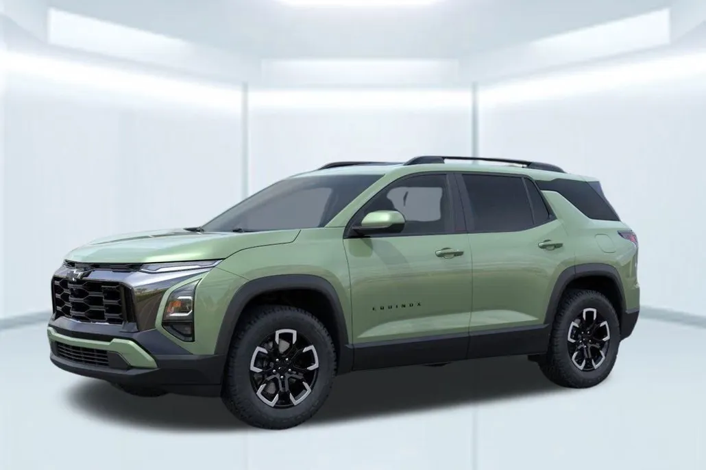 2026 Chevrolet Equinox ACTIV photo 1