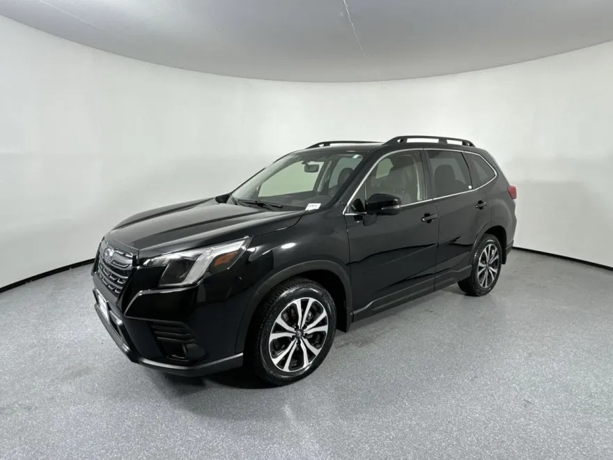 2023 Subaru Forester Limited photo 1