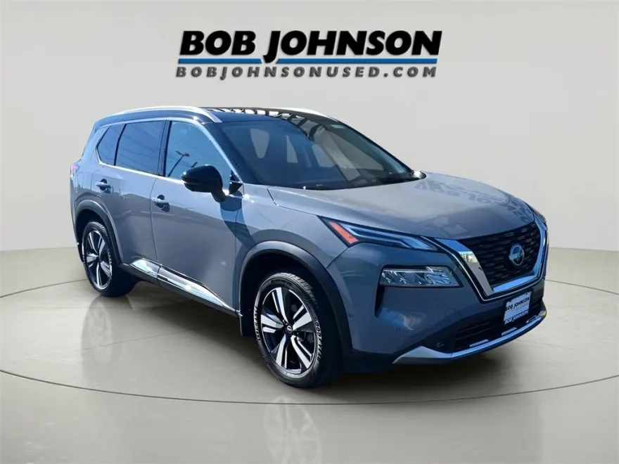 2022 Nissan Rogue Platinum photo 1