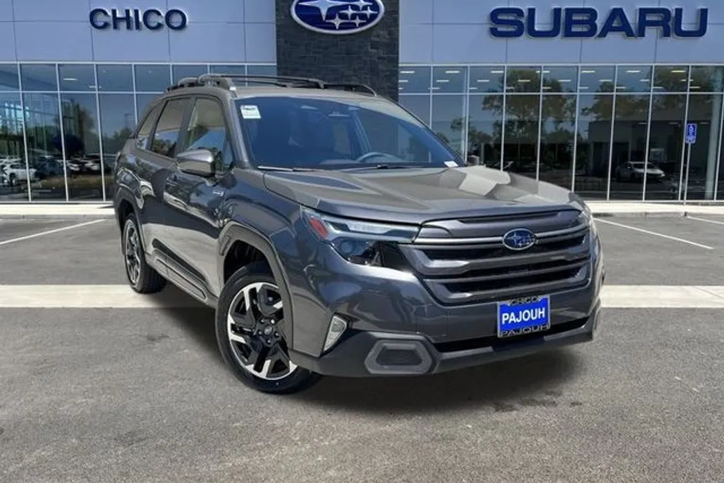 2025 Subaru Forester Limited photo 1
