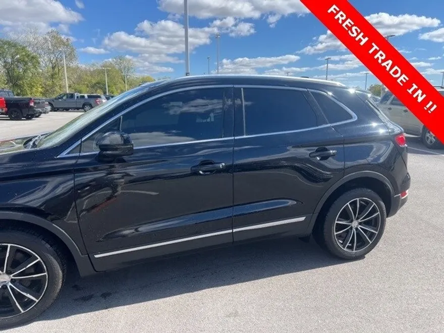 2017 Lincoln MKC Select photo 1
