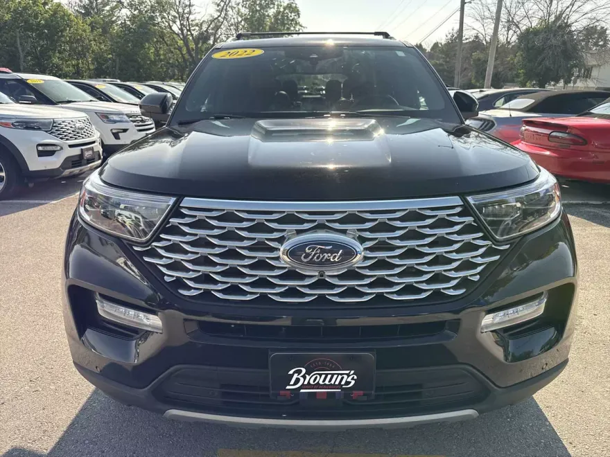 2022 Ford Explorer Platinum photo 1