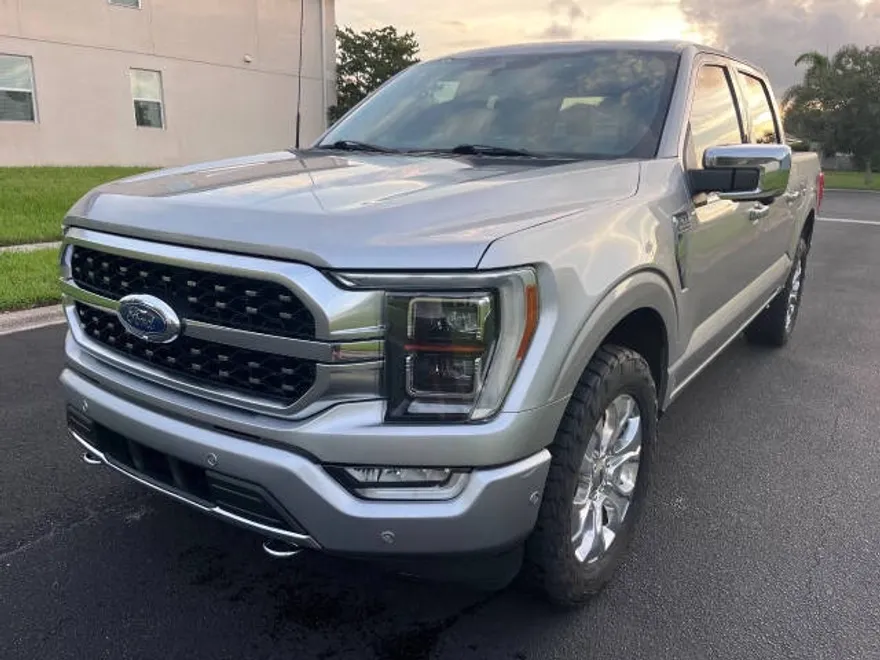 2022 Ford F-150 Platinum photo 1