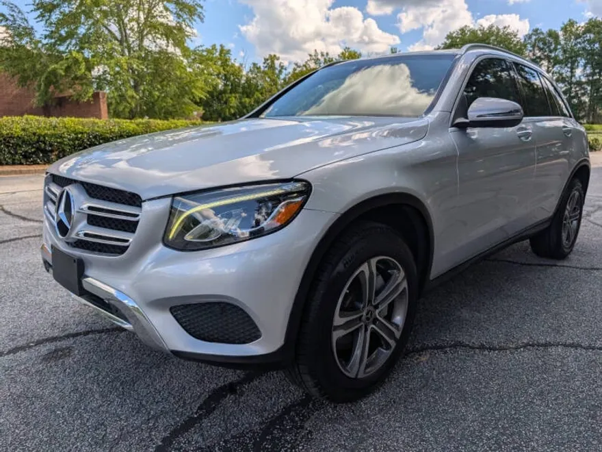 2019 Mercedes Benz GLC 300 4MATIC photo 1