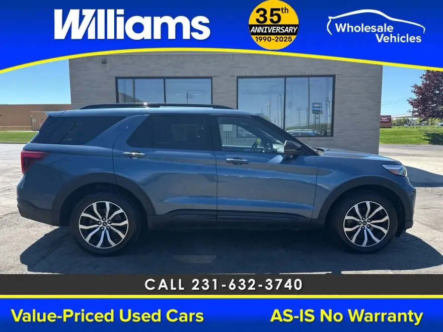 2020 Ford Explorer ST photo 1