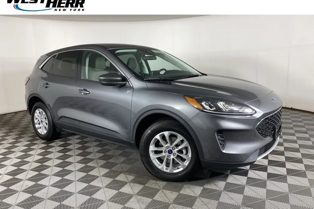2022 Ford Escape SE photo 1