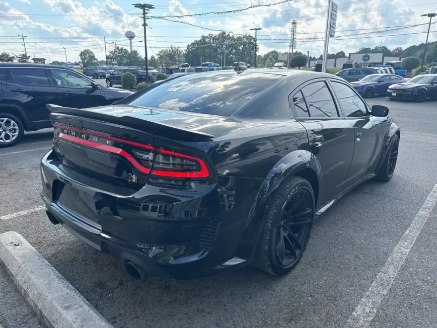 2023 Dodge Charger R/T Scat Pack Widebody photo 1