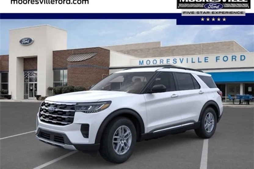 2025 Ford Explorer photo 1