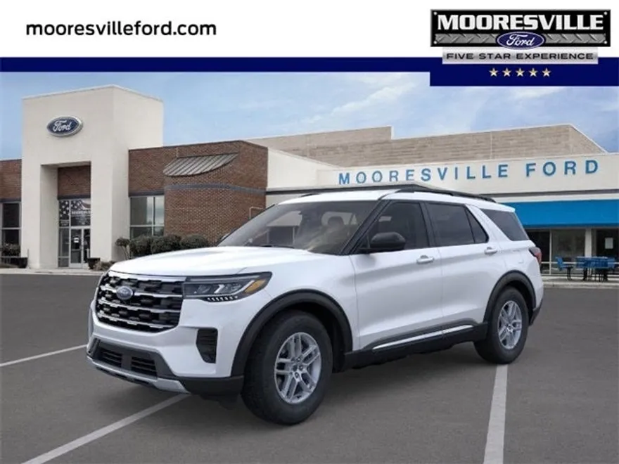 2025 Ford Explorer photo 1