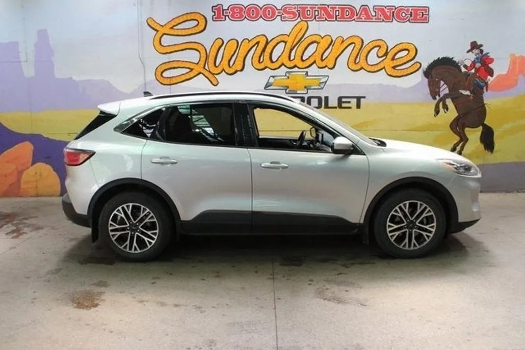 2020 Ford Escape SEL photo 1