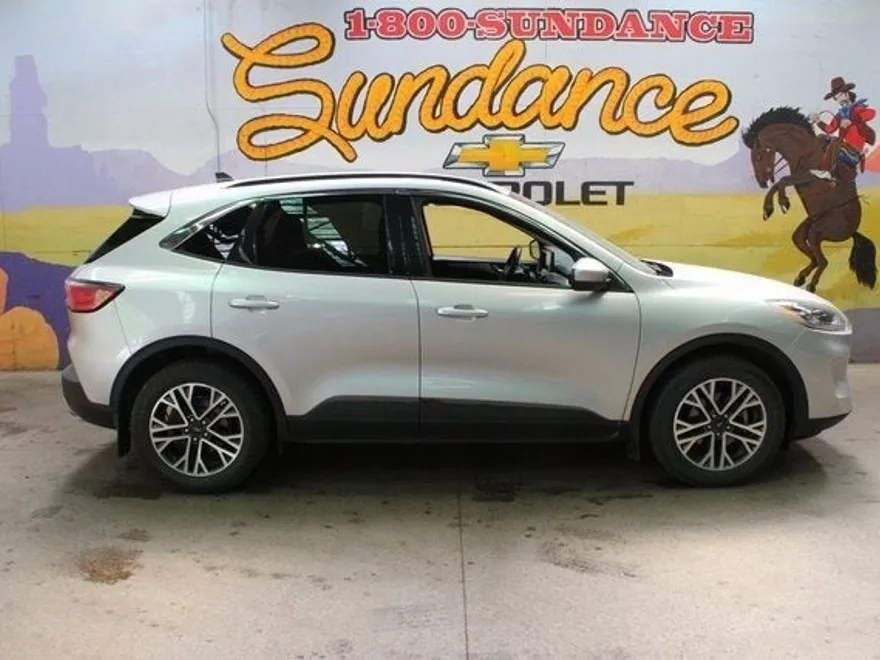 2020 Ford Escape SEL photo 1