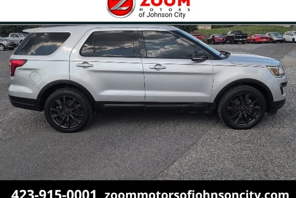 2018 Ford Explorer XLT photo 1
