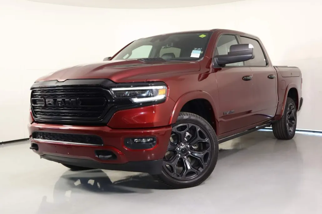 2023 Ram 1500 Limited photo 1