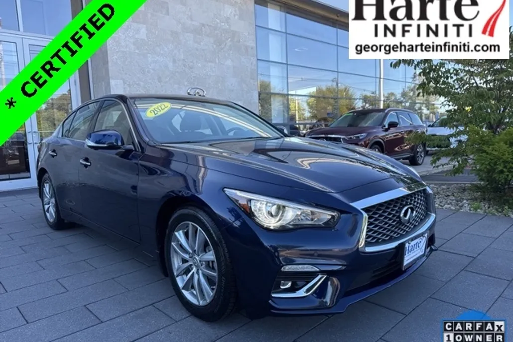 2022 Infiniti Q50 LUXE photo 1
