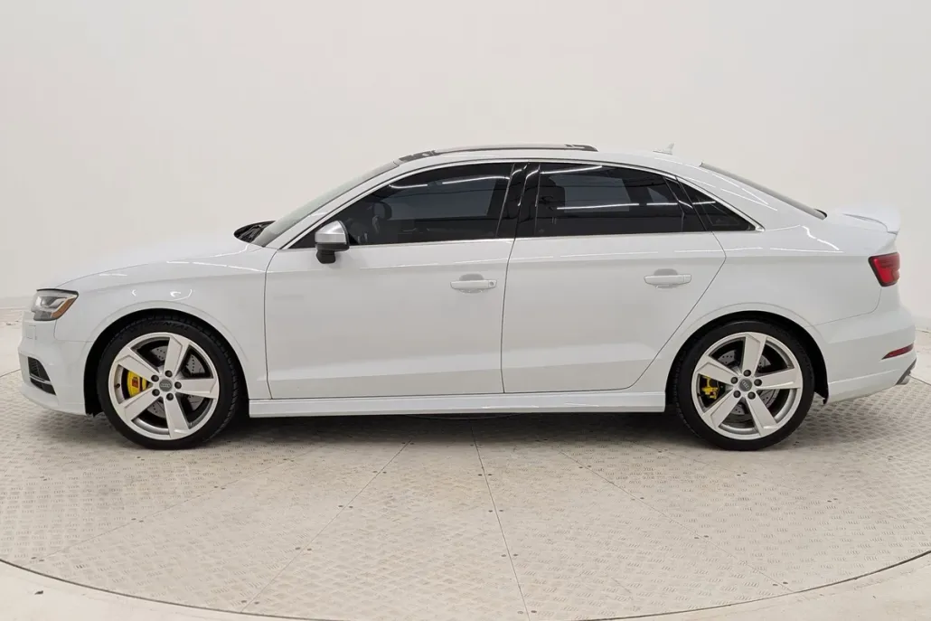 2017 Audi S3 Premium Plus photo 1