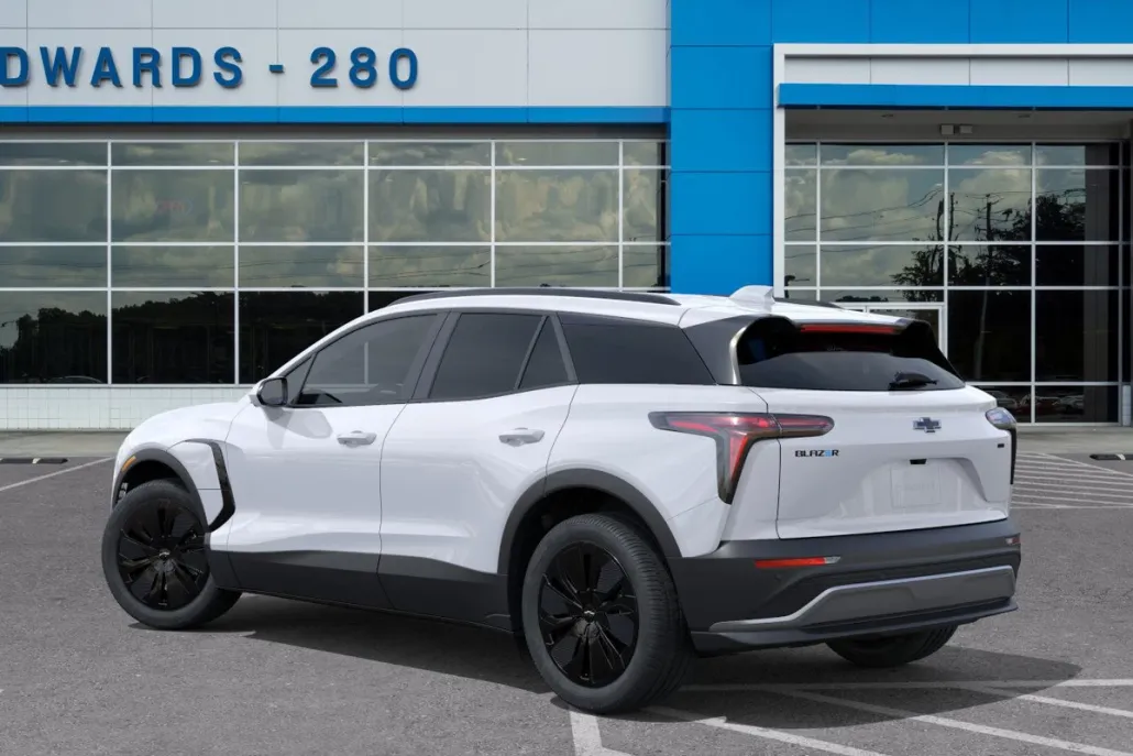 2026 Chevrolet Blazer EV photo 1