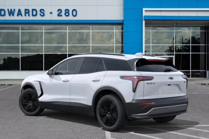 2026 Chevrolet Blazer EV photo 1
